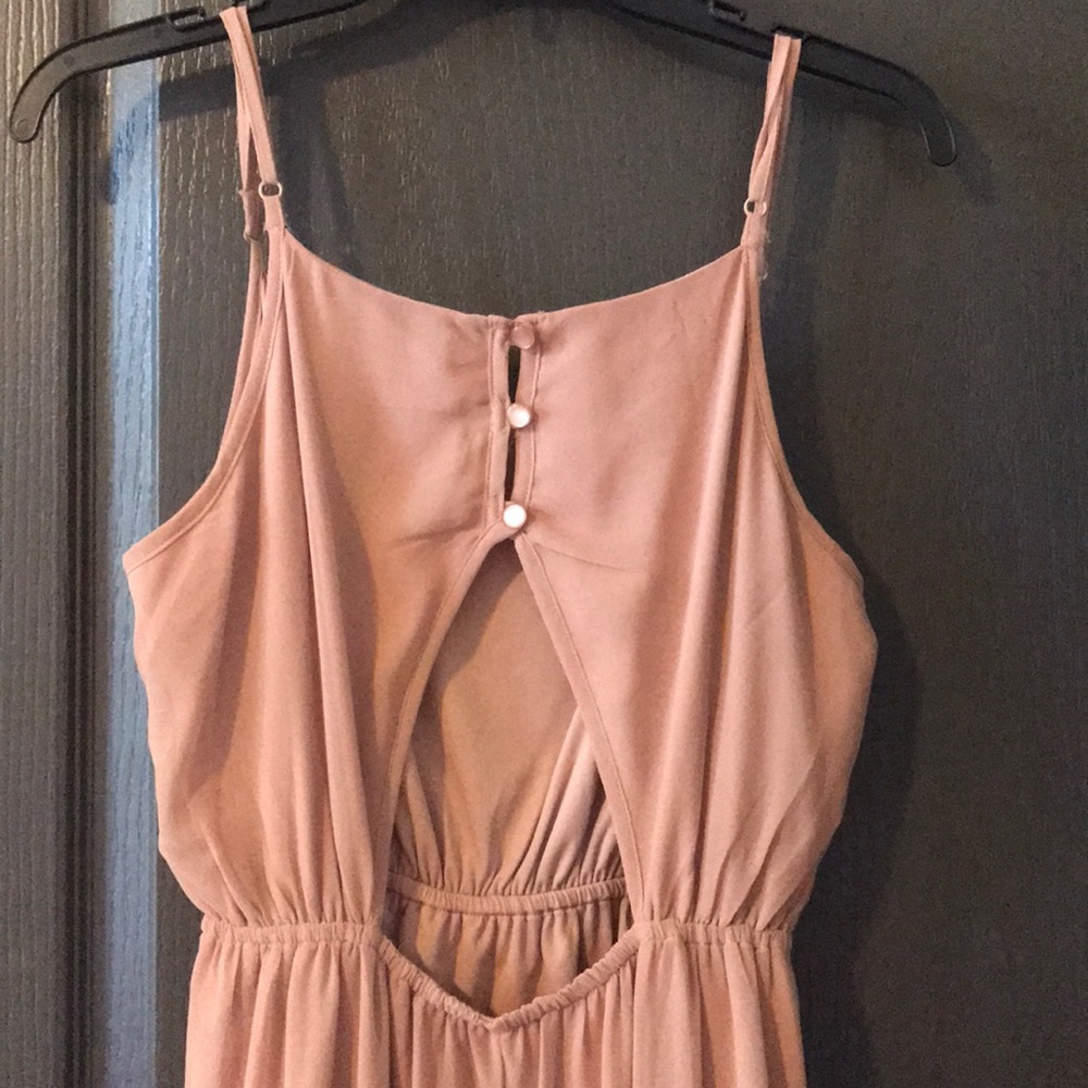 Dress - Picture 3 of 4